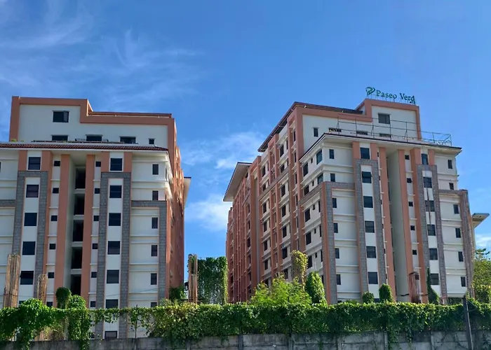 Aparthotel Cozy Corner At Paseo With Free On-site Private Parking 4*